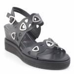 TAMARIS 28331 czarne sandały damskie na koturnie 1-1-28331-26 001 BLACK