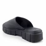 TAMARIS 27252-20 007 BLACK UNI czarne klapki damskie