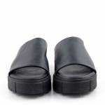 TAMARIS 27252-20 007 BLACK UNI czarne klapki damskie