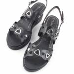 TAMARIS 28331 czarne sandały damskie na koturnie 1-1-28331-26 001 BLACK