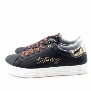 70170 Tommy Hilfiger